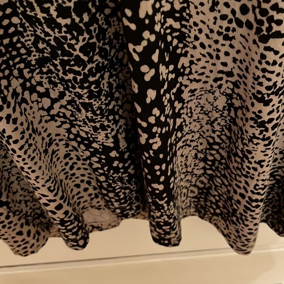 Maeve anthro black and tan animal print blouse - Picture 4 of 5